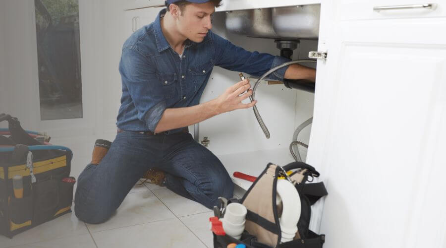 Expert burst pipe repair services in Cerrillos, NM